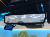 【デジタルインナーミラー】後席の大きな荷物や同乗者で後方が確認しづらい時でも安心!カメラが撮影した車両後方の映像をルームミラー内に表示。クリアな視界で状況の確認が可能です!