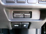 ETC車載器が付いています。高速道路の料金所をノンストップで通過!