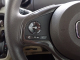 エアバックは勿論のこと、さらにオーディオ操作がハンドルから手を離さずに出来る便利で安全なステアリングリモコンが装備されて便利かつ安全運転できます!