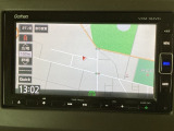ナビゲーションはフルセグTV対応のGathers純正メモリーナビを搭載しています。Bluetoothオーディオ機能がありますので、スマートフォンなどの音楽も再生できます。
