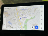 【10.5インチナビ】高級感とインパクトのある大画面ナビを装備。各種オーディオ操作はもちろん、スマホ連携もできる利便性の高いナビです♪