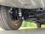 お車を安心してお乗りいただく為には、足回りの定期点検が欠かせません。サービスサポート(有償保証)では無料点検もご提供しており、安心のカーライフをお過ごしいただけるサポート体制が整っています。