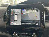 全方位カメラを装備!四方のカメラでまるで上から見たような画像で駐車をサポートします。バックカメラもガイドライン付です。安全のため、目視も忘れずに。。