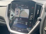 【マルチテレインモニター】車のフロントやサイドのカメラ画像を同時にモニター表示することで、悪路や狭い道を走行時でも周囲の状況確認ができ安心!本格SUVにうれしい装備です♪