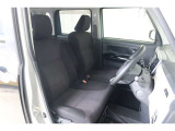 【運転席&助手席】クリーニング済みですので清潔感があり気持ち良く乗っていただけます♪
