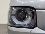 ★ LEDヘッドライト ★シャープで精悍なフロントフェイスを演出するLEDヘッドライト。機能性とデザイン性を兼ね備えた魅力的な装備です♪
