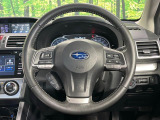【純正革巻きステアリング】上質な革を使用することで、手にしっかり馴染みとても運転しやすいハンドルです♪