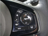 ◆アダプティブクルーズコントロール◆予め設定した車速内でクルマが自動的に加減速。前走車との適切な車間距離を維持しながら追従走行します。【LKAS】車線維持支援システムでステアリング操作を支援。