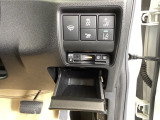 ETC付いてます。ETCが使用可能な道路通行料はキャッシュレスでスマートに走行できます。再セットアップして納車致します。