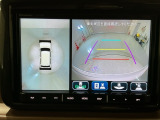 全方位モニターがついています! 車の周囲を360&deg;安全確認できるので、普段の駐車はもちろんの事、縦列駐車や幅寄せの際にも活躍してくれますよ。