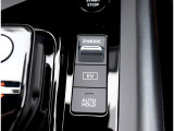 SPORT、ECO、NORMALの3種類のドライブモードを設定!オートブレーキホールド!ブレーキペダルから足を離しても自動的にブレーキ力が保持されるので、信号待ちなどで便利です!