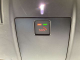 エアバッグ作動時や後突時、もしくは車内のSOSボタンを押した際に緊急通報オペレーターに連携し、救急・警察を手配します。更にオペレーターにも連携、お客様のご要望に応じてロードサービスの手配を行います。