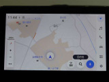 純正ナビを装備。タッチパネル式で使いやすく、お出かけもラクラクです。