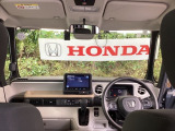ワイドな視界で運転もしやすくなるように、設計されています。