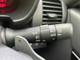 雨天時の視界を確保し、安全な運転をサポートします。操作も簡単で、すぐに使いこなせるでしょう。様々な状況に対応可能です。