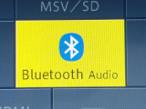 ●Bluetooth:お手持ちのスマートフォンなどと接続し、ハンズフリー通話や臨場感溢れるミュージック再生をお楽しみいただけます。無線接続ですので煩わしさもありません♪