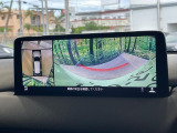 【360&deg;ビューモニター】専用のカメラにより、上から見下ろしたような視点で360度クルマの周囲を確認することができます☆死角部分も確認しやすく、狭い場所での切り返しや駐車もスムーズに行えます。