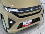 ヘッドライトには目立つくすみも無くクリアに仕上がっております。ポリッシャーでのみがきの工程を取り、ツヤのあるキレイな状態へ。