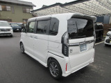 1年間走行距離無制限のメーカー保証≪ホッと保証≫付き!わずかなご負担で最長5年間保証に延長できる≪ホッと保証プラス≫もございます!遠出やトラブル、転居をされた際も最寄りのHonda店をご利用いただけま