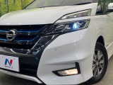 【LEDヘッドライト】悪天候や夜間走行時も良好な視界を確保し安心して運転できる高輝度LEDヘッドライトを装備!点灯速度が早く、消費電力も抑えられています。