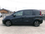 トヨタ認定中古車になります。まるごとクリーニングで見えない部分もまるごと洗浄しております。