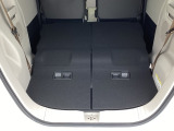 低床で開口部が広いため、重い荷物も持ち上げやすく、積み込みがスムーズに行えます。