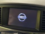【メーカー純正ナビ】インテリアに溶け込むスタイリッシュな「専用設計」メーカーナビを装備♪視認性や操作性など基本性能にも優れ、より上質なカーライフをお楽しみいただけます。