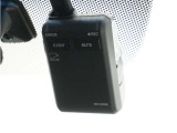 ◆ドライブレコーダー◆映像・音声などを記録する自動車用の装置です。 もしもの事故の際の記録はもちろん、旅行の際の思い出としてドライブの映像を楽しむことができます。