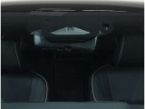 TOYOTA SAFETY SENSEは道路状況、車両状態、天候状態及びドライバーの操作状況などによっては、作動しない場所があります。