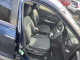 運転席前列シートです。
