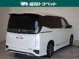 色は人気のホワイトパールクリスタルシャインです。