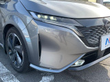 【シーケンシャルターンランプ付きLEDヘッドライト】人気の『流れるウィンカー』付きのLEDヘッドライトを装備♪高級感はもちろん、点灯時は存在感たっぷりで他車からも認識されやすく安心です。