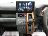 中古車は一物一価、同じようなお車でも、整備状況、外内装の状態など様々です。