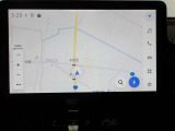 ナビがあるとやっぱり便利。スムーズに目的地へ行けるのはとても安心です。