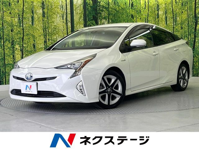トヨタ プリウス 