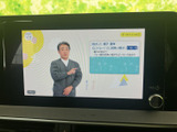 停車中にテレビや動画コンテンツを楽しむことができます。休憩時間など、リラックスした時間をお過ごしください。快適な移動のお供に。