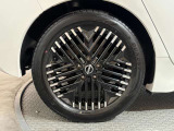 タイヤサイズは215/50R17です☆