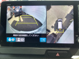 カメラで映した周囲の映像をナビゲーション画面に表示し、ドライバーの死角を減らすことで運転負荷を軽減するマルチビューカメラシステム装備です!