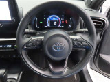 ぜひ展示車の運転席に座ってみてください。