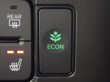 エンジン、エアコンなどを制御し低燃費な『ECONモード』に、また走りを楽しみたいとき、空調など快適性を重視したいときにはスイッチOFFで通常モードに切り替えができます!