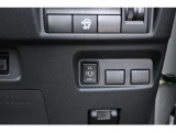 日産車を知り尽くしたプロが徹底的にサポート致します!自社工場で貴方の愛車をメンテナンス。ご購入後のアフターもお任せ下さい!遠方のお客様にもお近くの日産と連携を取ります。