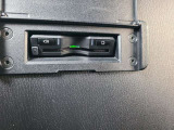 ETCももちろん搭載。いちいち料金所で停車する必要なんて当然ないです。スムーズにストレスなくドライブをお楽しみください。(※支払総額にセットアップ費用は含まれておりません。)