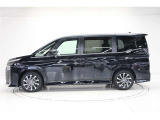 HV車です。ガソリン車より燃費もよく静かで滑らかな走りです。