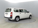 中古車の内外装の状態などをひと目で分かるよう、トヨタ車のプロの検査員が実施した「車両検査証明書」をご用意しています。