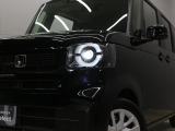 【LEDヘッドライト】悪天候や夜間走行時も良好な視界を確保し安心して運転できる高輝度LEDヘッドライトを装備!点灯速度が早く、消費電力も抑えられています!!