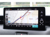 HondaConnectディスプレー+ワイヤレス充電器搭載。Apple CarPlayとAndroid Auto対応。フルセグTVも楽しめます。
