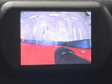 ●サイドカメラ:左側面の視界が写し出されます!狭い道路での走行や駐車ラインの確認などにも役立ちます!