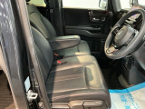 フィット性も良く、楽な運転姿勢を保てます。