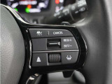 ◆アダプティブクルーズコントロール◆予め設定した車速内でクルマが自動的に加減速。前走車との適切な車間距離を維持しながら追従走行します。【LKAS】車線維持支援システムでステアリング操作を支援。