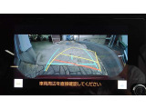 バックガイドモニターで、後方を確認しながら安心して駐車することができます。運転初心者も熟練者も必須の機能ですよ!